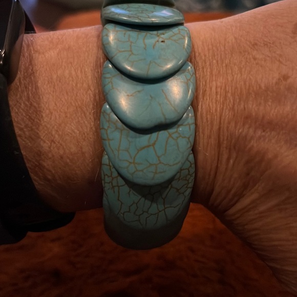 Stunning Talladega Style Aqua Round Stone Stretch Bracelet. - Picture 3 of 5